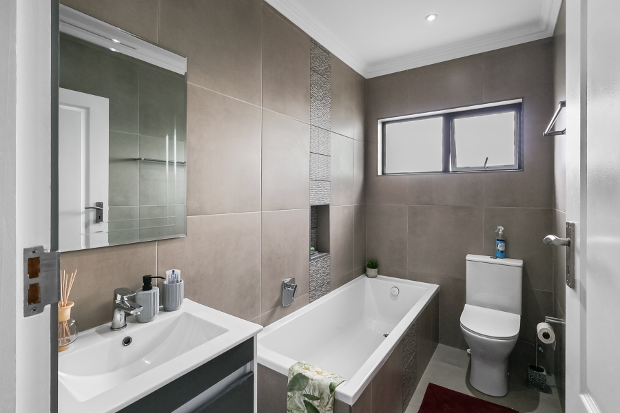 2 Bedroom Property for Sale in Gonubie Eastern Cape